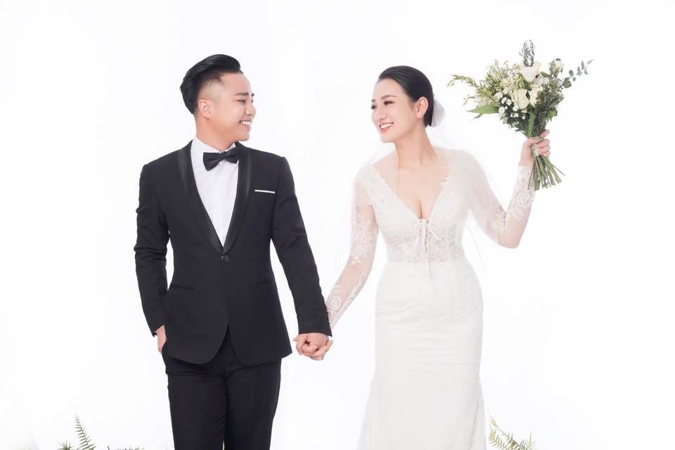 thiệp cưới toà tuyên án ảnh 2 thiep cuoi toa tuyen an anh 2