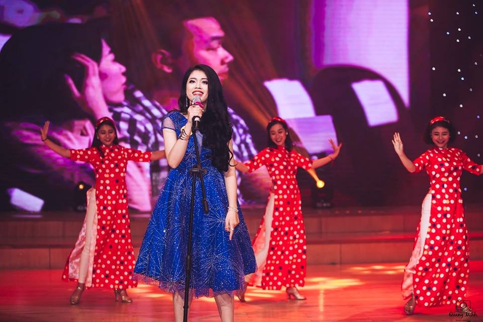 hoa khoi hoc vien am nhac quoc gia anh 4