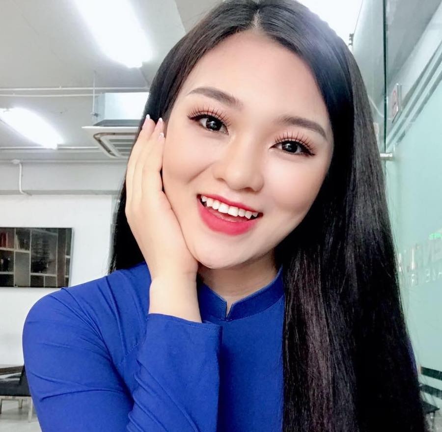 Nam giám đốc bị cô gái cho leo cây ảnh 3 Nam giam doc bi co gai cho leo cay anh 3
