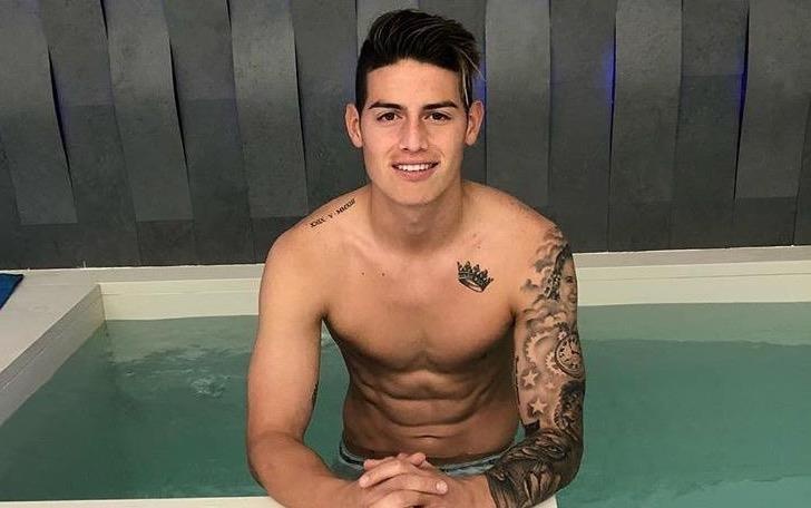 Chua thi dau, tien ve Colombia dep trai nhu tai tu da 'don tim' fan nu hinh anh