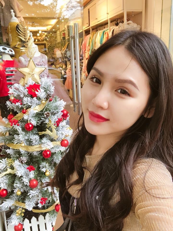 Thieu nu binh luan World Cup 2018 anh 1