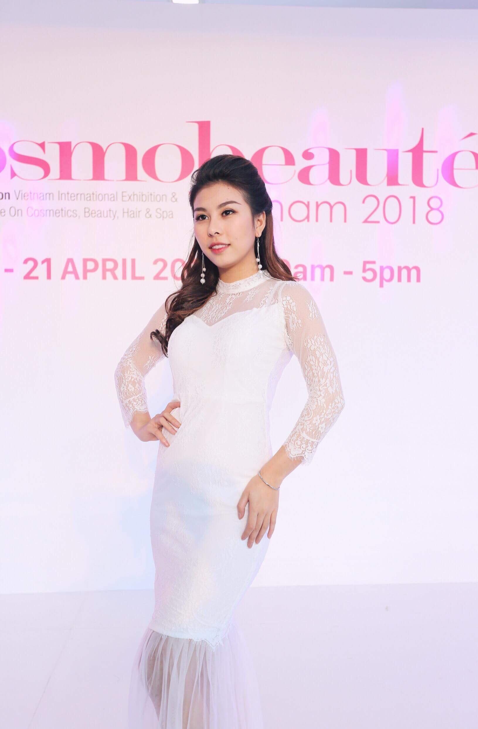 nu binh luan tran Thuy Dien - Han Quoc anh 8