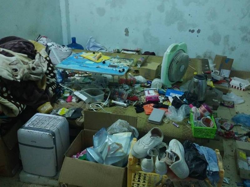 Con trai cung phat so truoc phong tro ban thiu cua nu sinh hinh anh