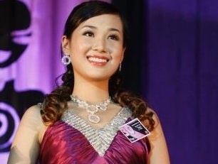 nhan sac 5 hoa khoi hoc vien ngoai giao anh 1