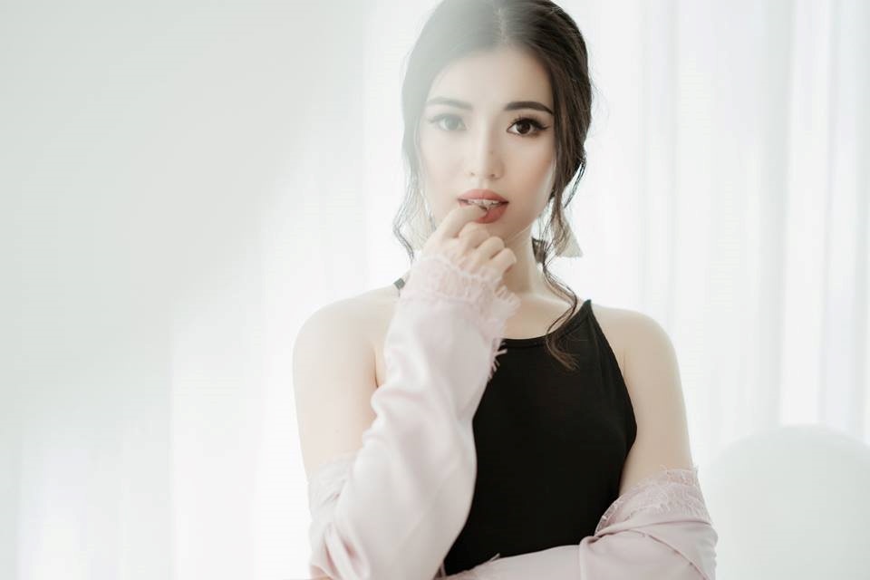 nhan sac 5 hoa khoi hoc vien ngoai giao anh 9