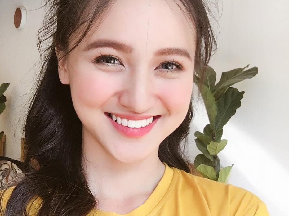 Diem thi THPT quoc gia chenh lech cua cac hot girl 10X hinh anh