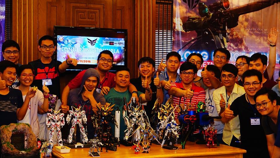 chàng trai sài thành sưu tập robot ảnh 1 chang trai sai thanh suu tap robot anh 1