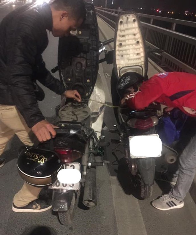 chàng trai lái grab cho xăng người lạ ảnh 3 chang trai lai grab cho xang nguoi la anh 3