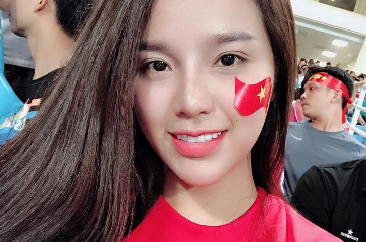 Ban gai tin don sang Indonesia co vu trung ve Bui Tien Dung hinh anh