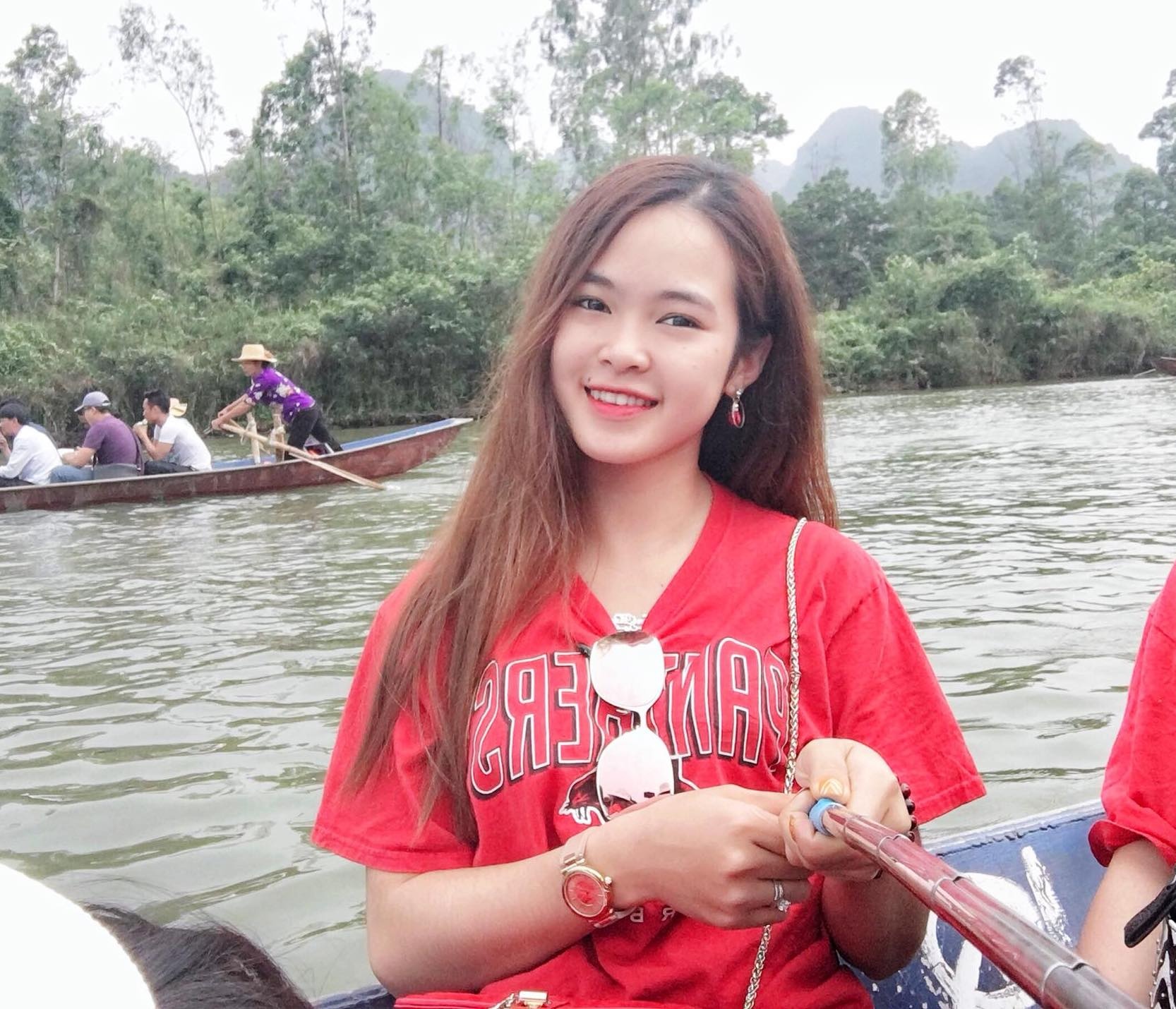 nhan sac doi thuong cua hoa khoi dh thanh do anh 2