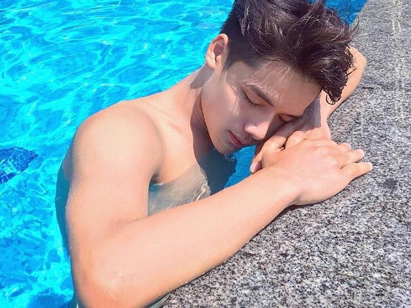 Nam sinh truong my thuat bat ngo noi tieng sau buc anh o be boi hinh anh