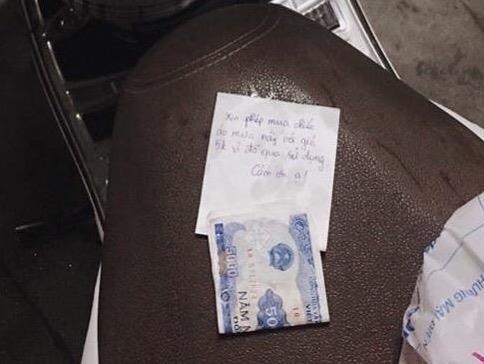 Lay ao mua cua nguoi la va de lai 5.000 dong: Lam the dung hay sai? hinh anh