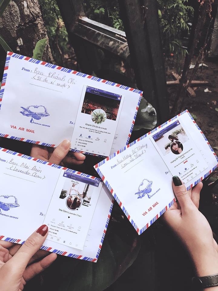 hội bạn thân in Facebook lên phong bì mừng cưới ảnh 1 hoi ban than in Facebook len phong bi mung cuoi anh 1