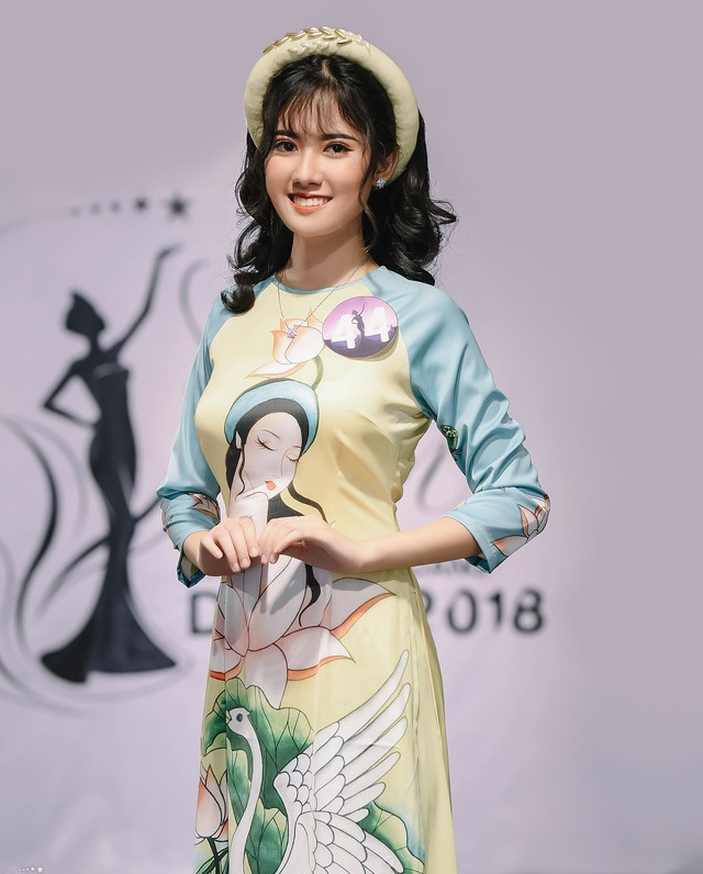 nhan sac 15 sinh vien DH Duoc anh 13