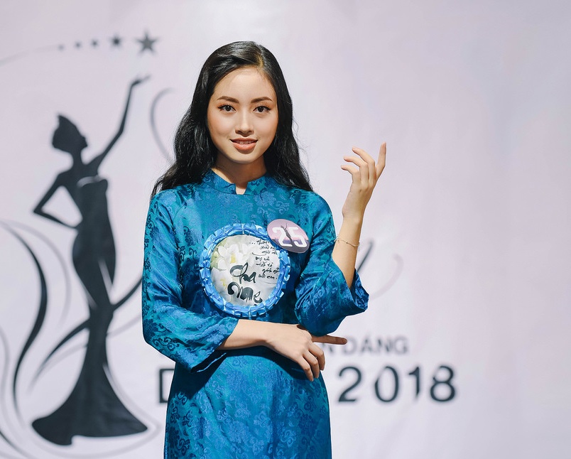 nhan sac 15 sinh vien DH Duoc anh 8