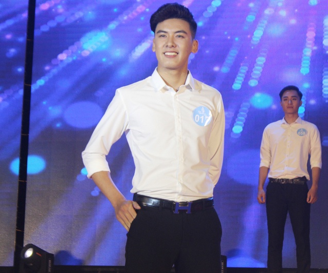 nam vuong DH Phuong Dong anh 3