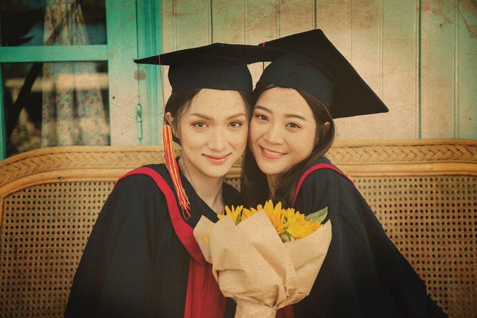 nguoi thu 3 trong MV cua Huong Giang anh 1