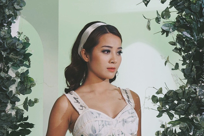 nguoi thu 3 trong MV cua Huong Giang anh 6