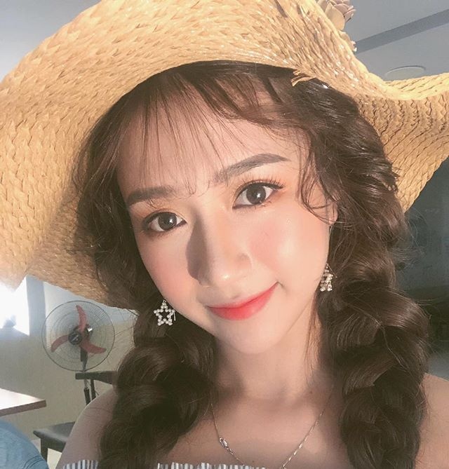 nu co dong vien xinh dep tren truyen hinh anh 8