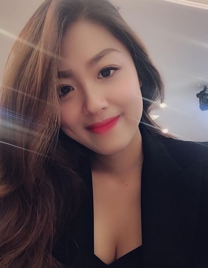 nu co dong vien xinh dep tren truyen hinh anh 2