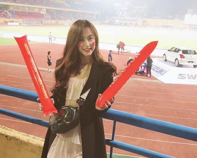 nu co dong vien xinh dep tren truyen hinh anh 7