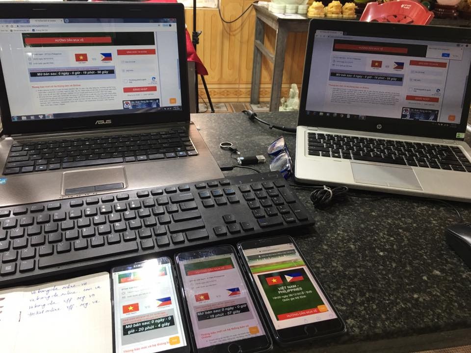 dan mang che anh mua ve bong da online anh 1