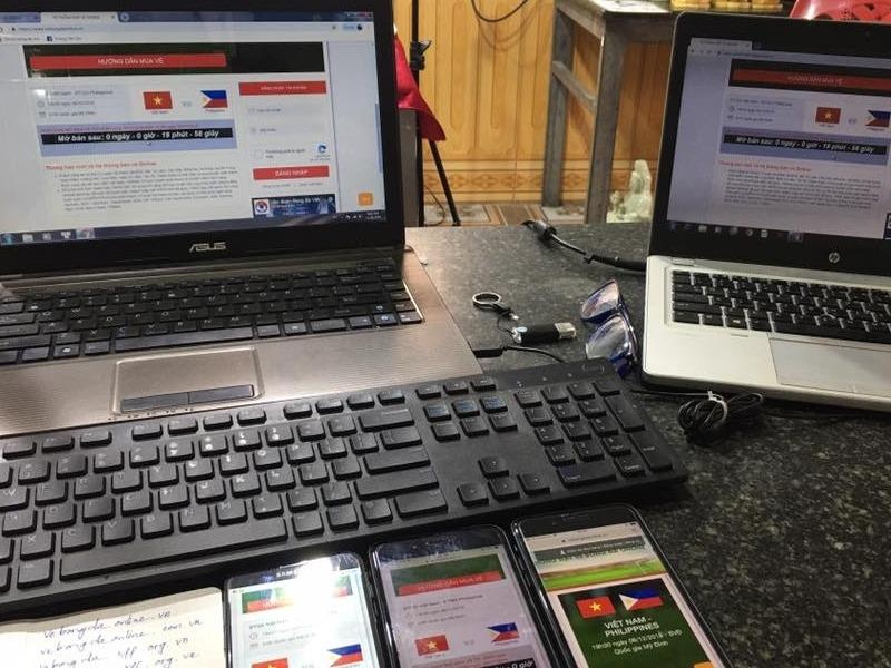 Dan mang che anh mua ve online tran Viet Nam - Philippines hinh anh