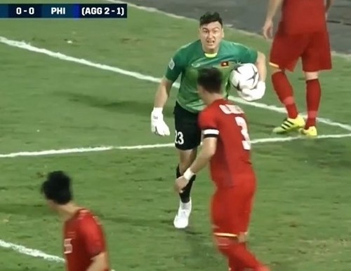 tinh ban giua Dang Van Lam va Que Ngoc Hai anh 3