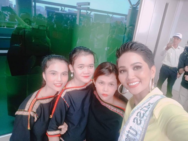 em gai H Hen Nie anh 1