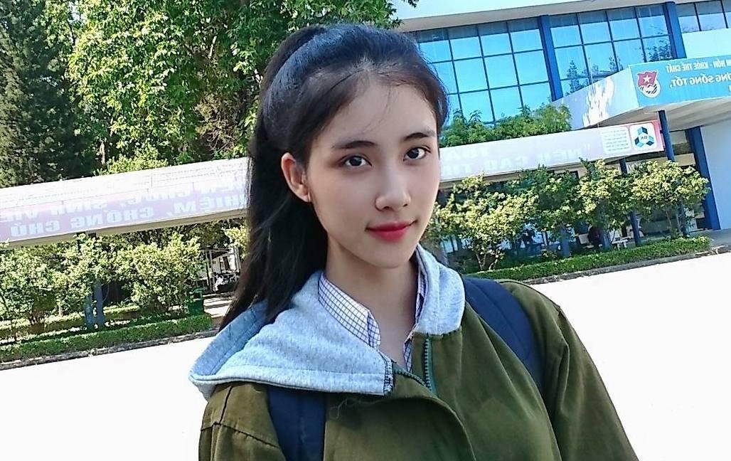 Hoa khoi Sai Gon 'cuong' mau xanh la, van F.A, la fan EXO hinh anh