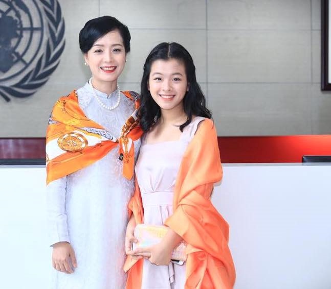 nhan sac xinh dep con gai ut nghe si chieu xuan anh 1