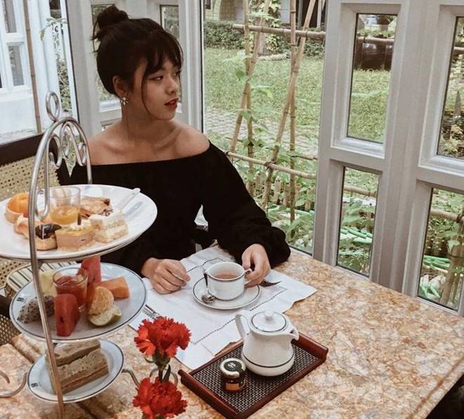 nhan sac xinh dep con gai ut nghe si chieu xuan anh 2