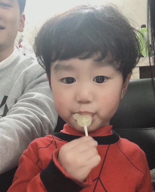 Xoài bị ngã Cam Đậu có tóc xoăn đón Tết ảnh 3 Xoai bi nga Cam Dau co toc xoan don Tet anh 3