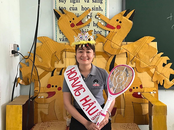 Hoc sinh Quang Binh thiet ke ghe 'ngai vang Pikalong' cho giao vien hinh anh