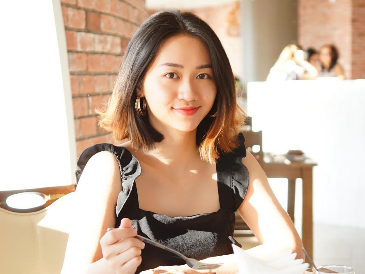 Nu doanh nhan 9X: 'Chua tung lien lac voi chang trai chon de hen ho' hinh anh