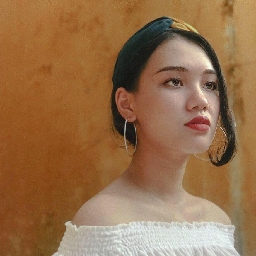 nu sinh tang hoa tong thong my anh 11