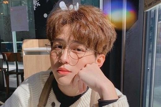 Em trai rich kid Trinh Hoang co cuoc song sang chanh khong kem chi gai hinh anh