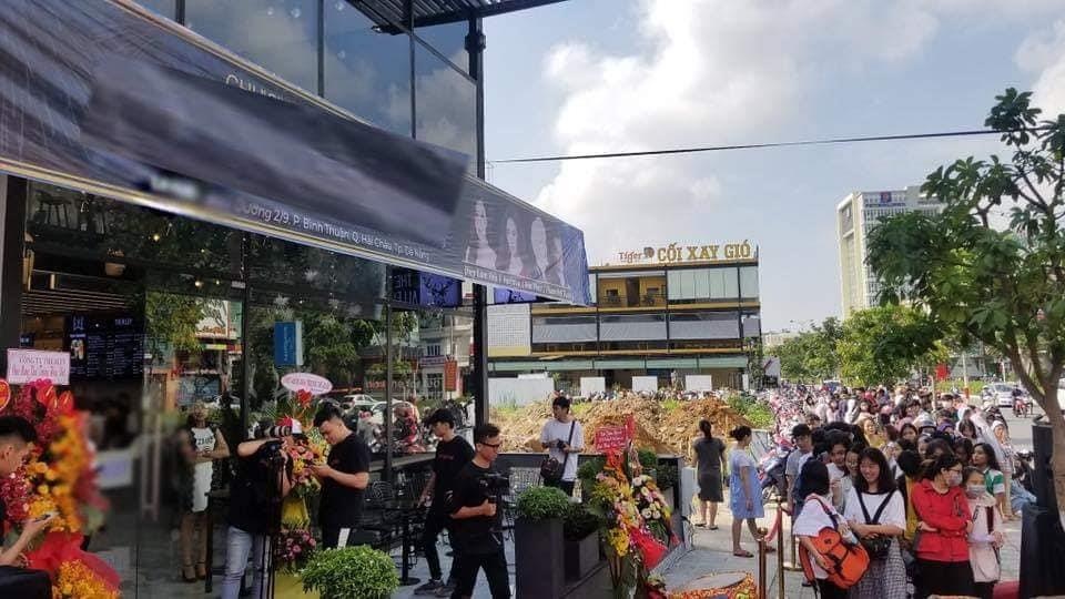Đà Nẵng xếp hàng mua trà sữa ảnh 1 Da Nang xep hang mua tra sua anh 1