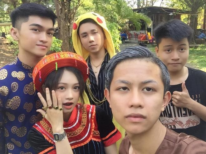 nhan sac nu sinh hoa than thanh nhan vat Mi anh 11