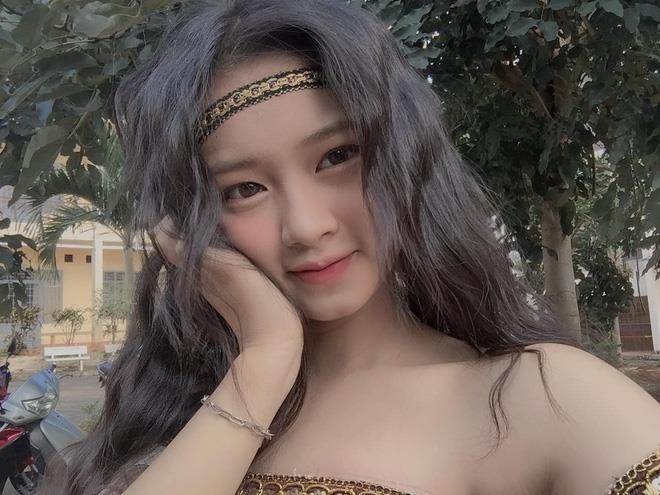 Nhan sac nu sinh hoa than thanh Mi trong bo ky yeu 'Vo chong A Phu' hinh anh