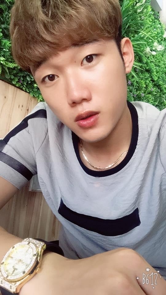 9X co ngoai hinh giong Xuan Truong anh 9