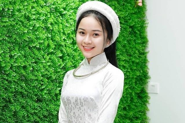 Hoa khoi DH KHTN: 'Toi lang lang cam xuc vi la co gai hot nhat truong' hinh anh