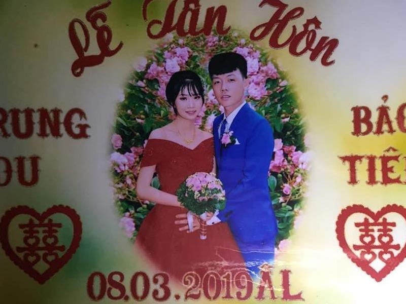 Co dau Dong Thap to studio chup xau, anh cuoi nhu nhung nam 90 hinh anh