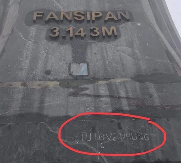 gioi tre ve bay vao khu du lich anh 4