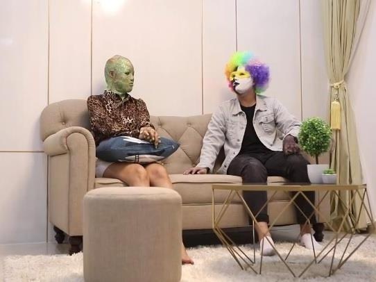 Nu sieu mau tham gia chuong trinh hen ho de tim ban trai hinh anh