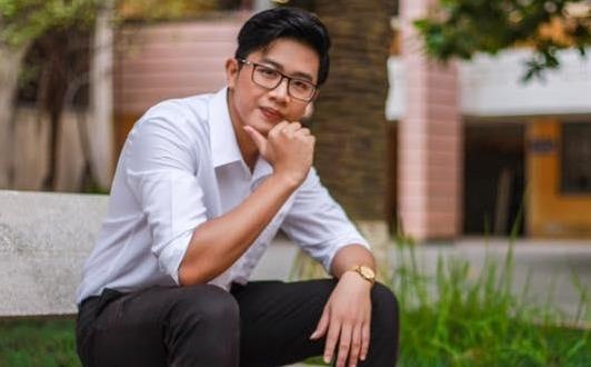 Nam vuong Hoc vien Ngan hang so yeu, muon tap trung vao viec hoc hinh anh