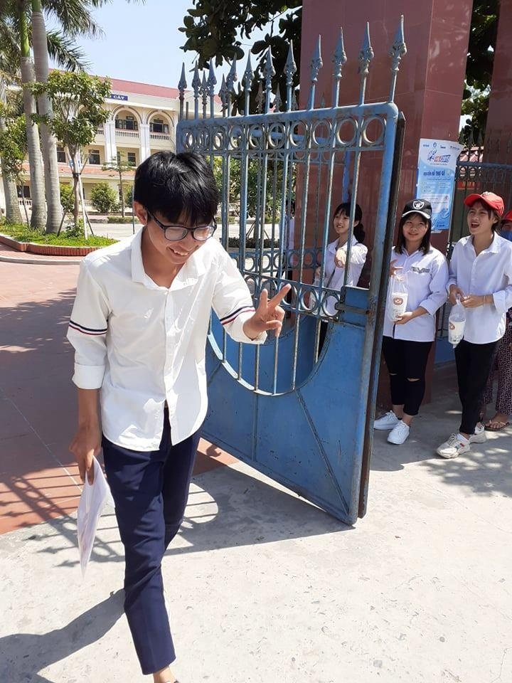 De toan van THPT quoc gia 2019 anh 8