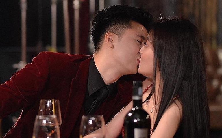 Ngay ay - bay gio cua nu giang vien tung noi tieng vi ve nong bong hinh anh