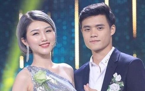 Cac doi 'Nguoi ay la ai': Mui man luc len song, chia tay ngay sau do hinh anh