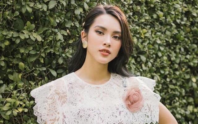 5 co gai ngay cang 'hot' sau khi tro thanh 'nguoi tinh' cua ca si Viet hinh anh